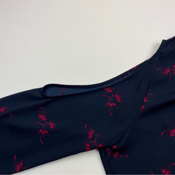 LOFT Women's Size Large Cold Shoulder Blue Floral Long Sleeve V-Neck Blouse - Picture 8 of 14